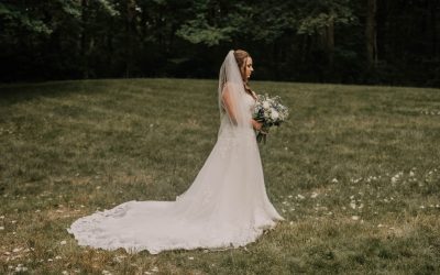 Sophia’s Bride | Sam and Cody’s relaxed Michigan Wedding
