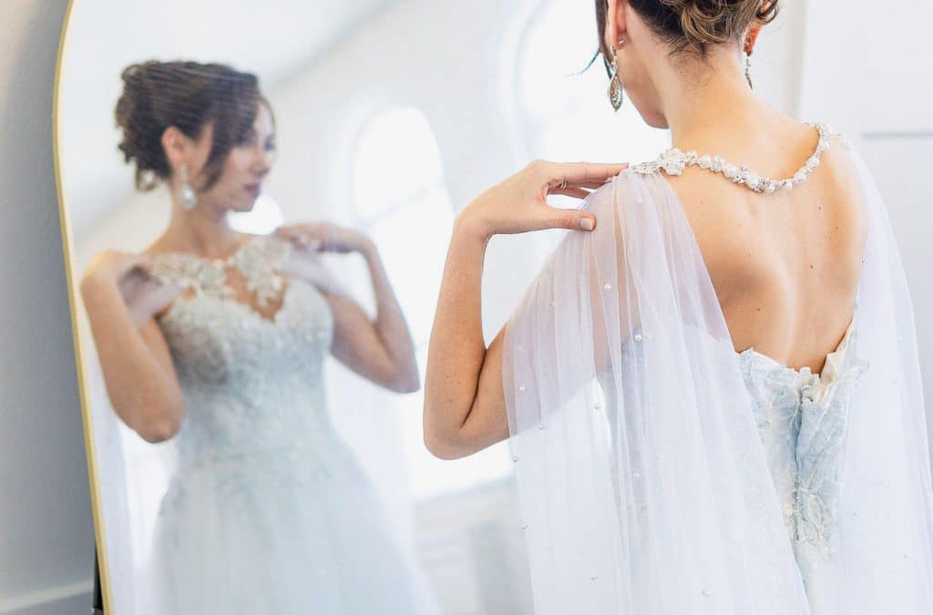 Bride’s Guide: What to Put in a Wedding Day Emergency Kit for a Stress-Free Day