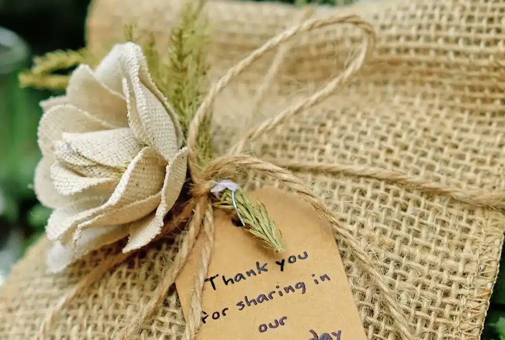 Seasonal Wedding Favor Ideas for Every Month of the Year