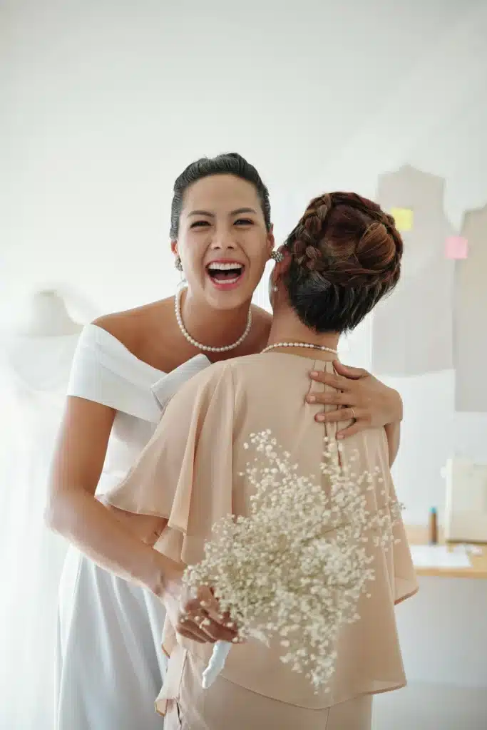 Mother To Daughter Gifts On Her Wedding Day (2)