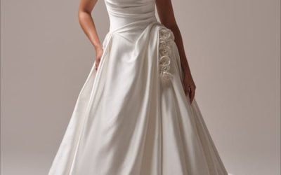 How to Dress for Your Wedding Season