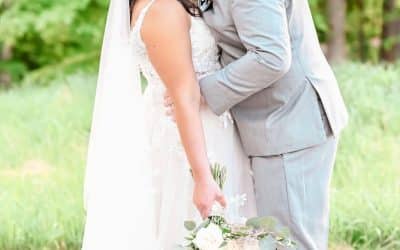 Real Sophia’s Bride: Nicole’s Romantic Spring Wedding