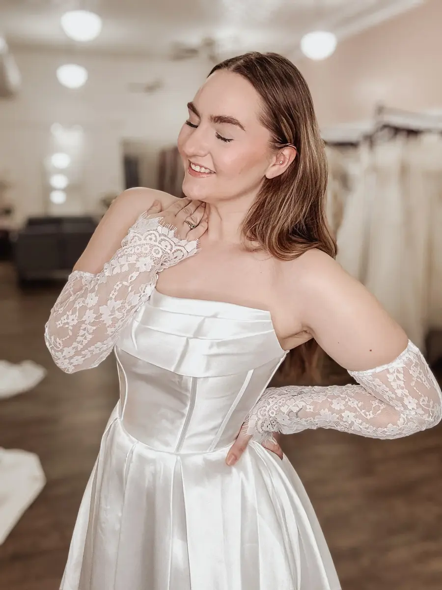 Close Up Of Young Southport Wedding Dress Bride In Gown Close Up Of Young Southport Wedding Dress Bride In Gown