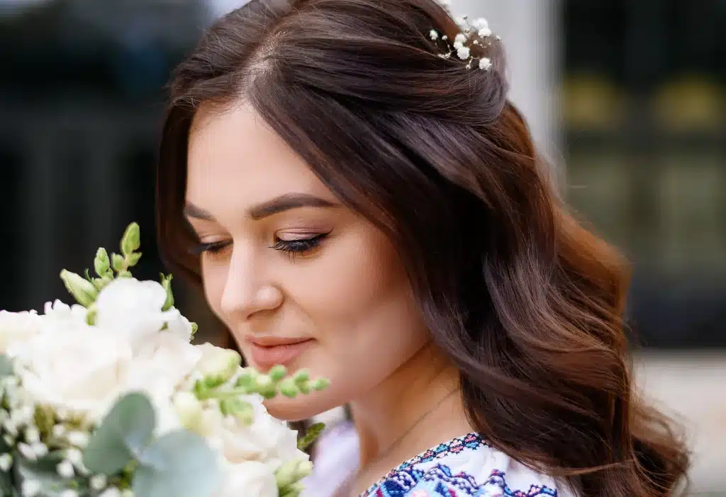 Close Up Of Brunette Women With Wavy Hollywood Curls For Wedding Reception
