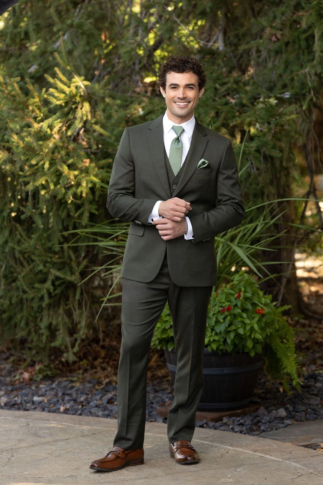 How to Buy a Tux For a Black Tie Wedding